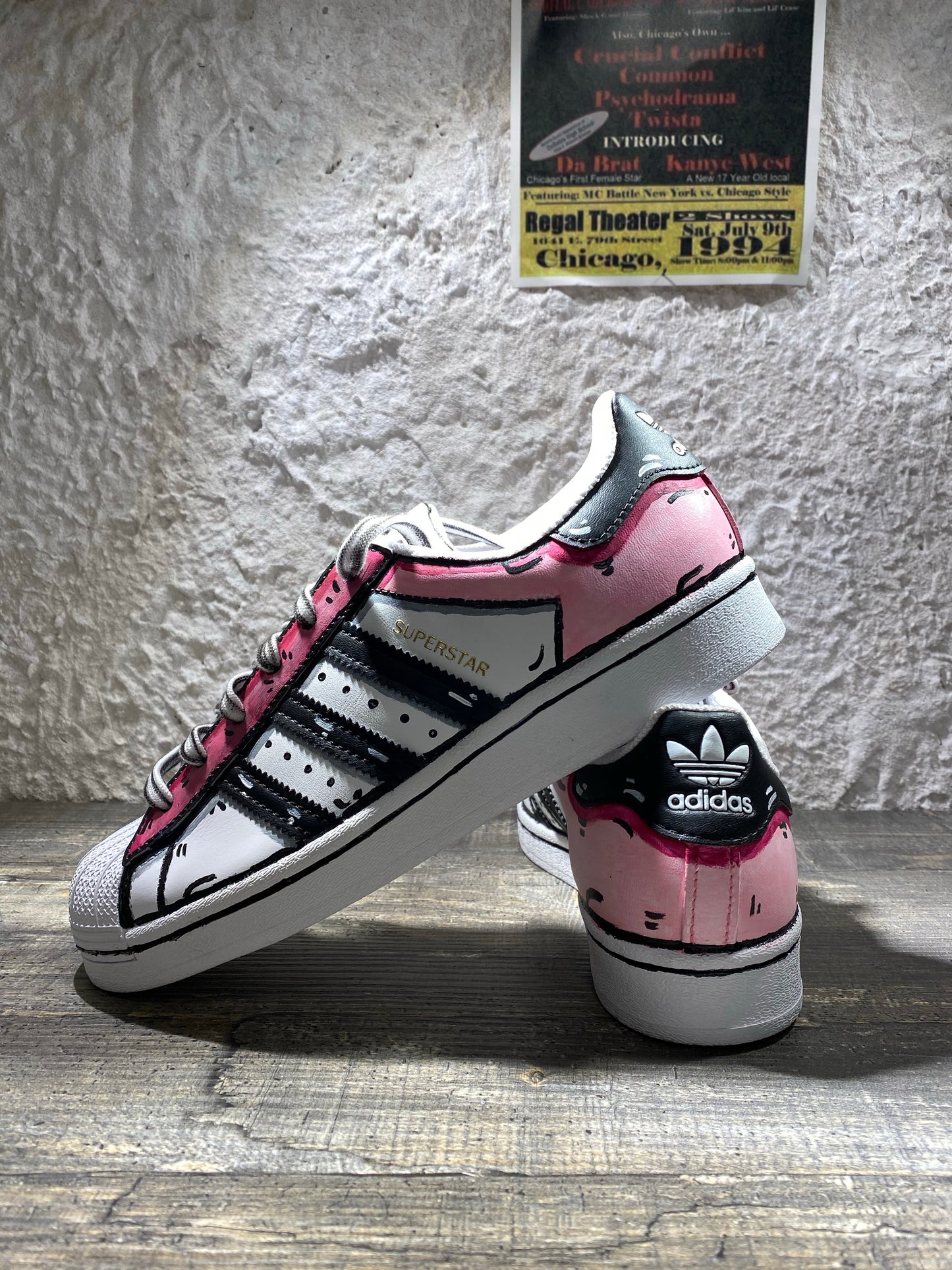 SUPERSTAR CARTOON