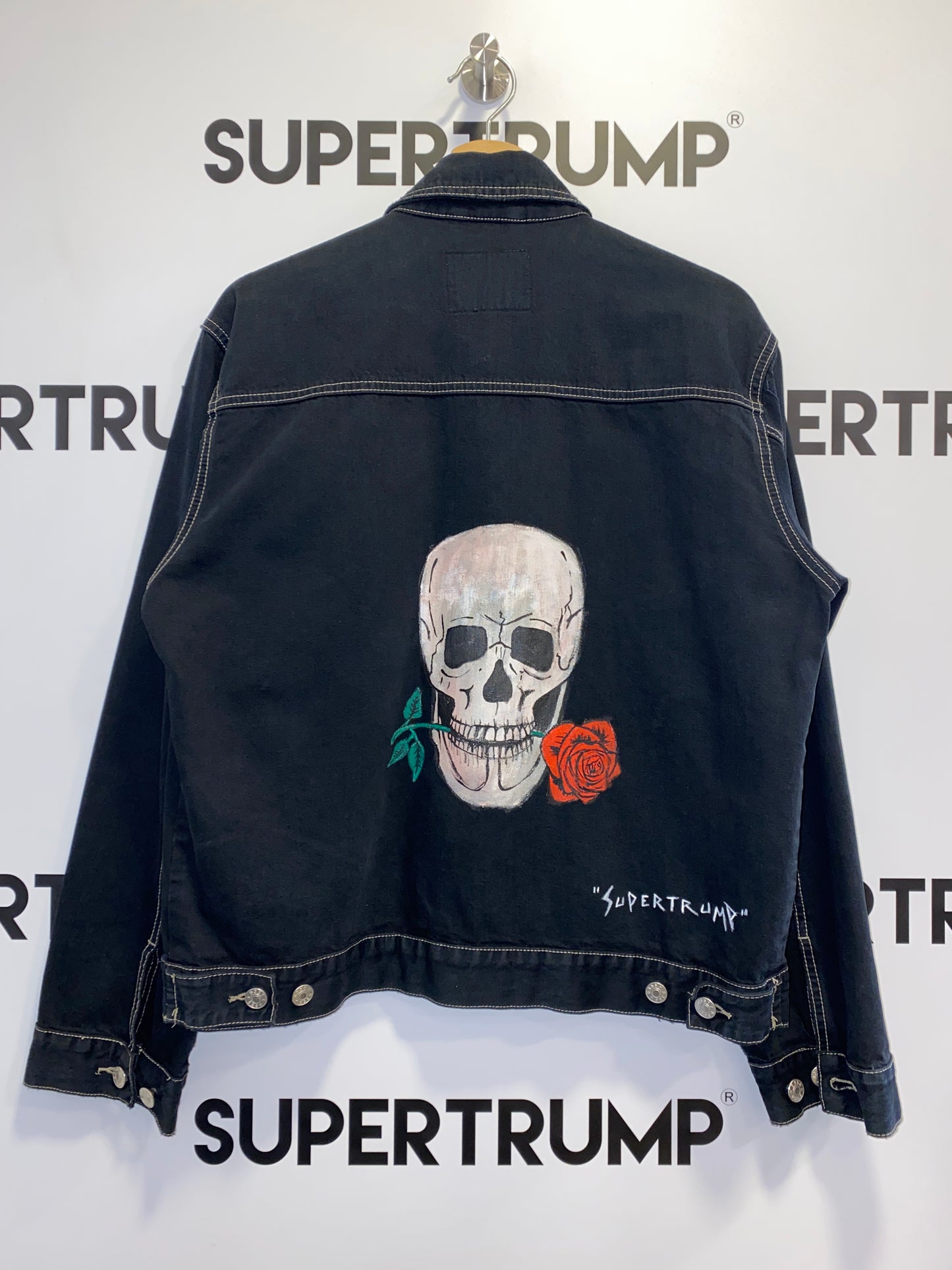 Giacca di jeans custom Death.