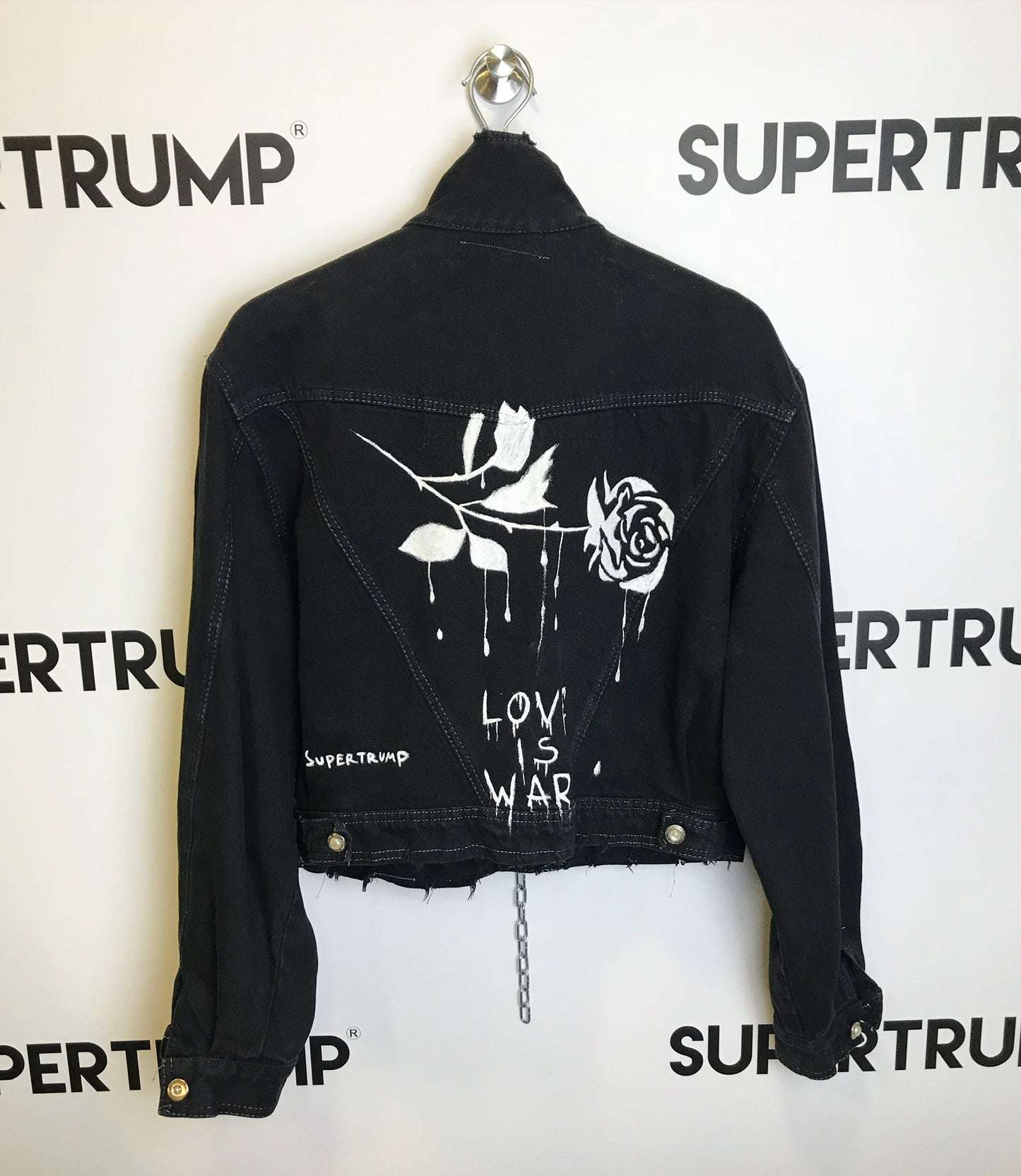 Jacket Custom “love is war”