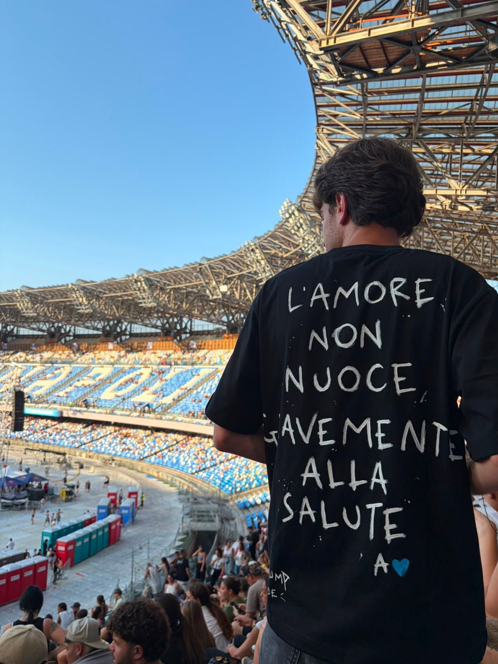 L’amore non nuoce gravemente alla salute, Custom T-shirt Handmade