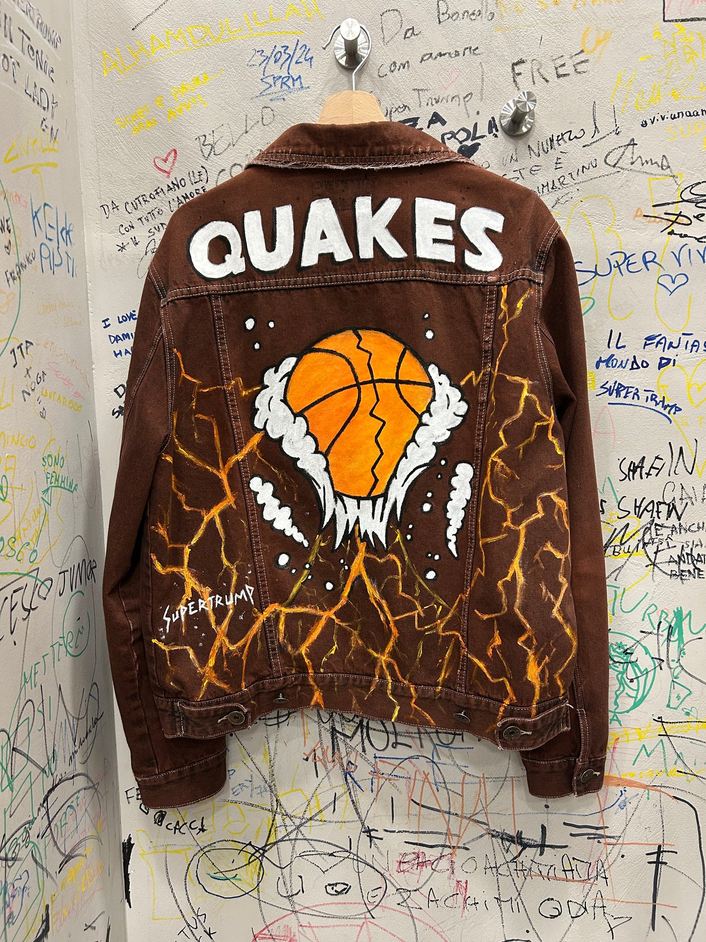 QUAKES JACKET BASKET TEAM